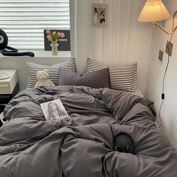 91家纺网 家纺一手货源 找家纺 耀达家居 2024新款ins 纯色双拼条纹水洗棉四件套 文艺灰