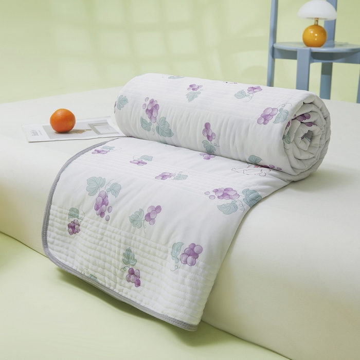 91家纺网 家纺一手货源 找家纺 LIFE.丽芙 2024年新品韩式风凉感丝夏被-跑量 葡萄园