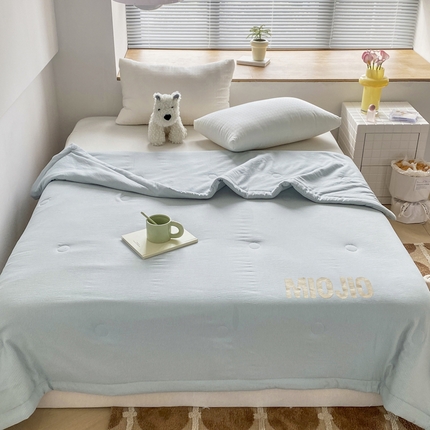 91家纺网 家纺一手货源 找家纺 梦恬佳  2024新款泡泡纱羽丝棉夏被 海盐日记