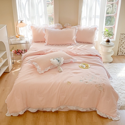 91家纺网 家纺一手货源 找家纺 （总）金麦家纺 24新款泡泡纱花边夏被四件套