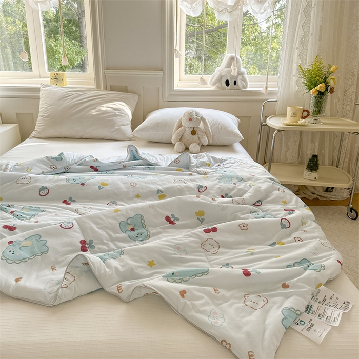 91家纺网 家纺一手货源 找家纺 小燕燕家纺 2024年新款玻尿酸凉感丝印花夏被夏凉被 恐龙宝贝