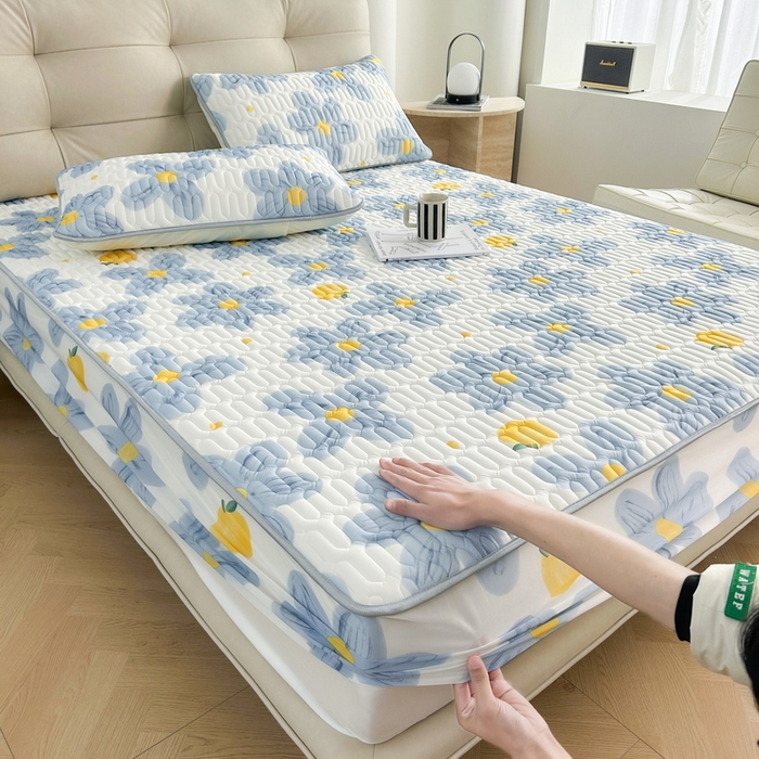 91家纺网 家纺一手货源 找家纺 LIFE.丽芙 2024年新品0.4乳胶凉席加厚床笠款三件套图片二 向阳花