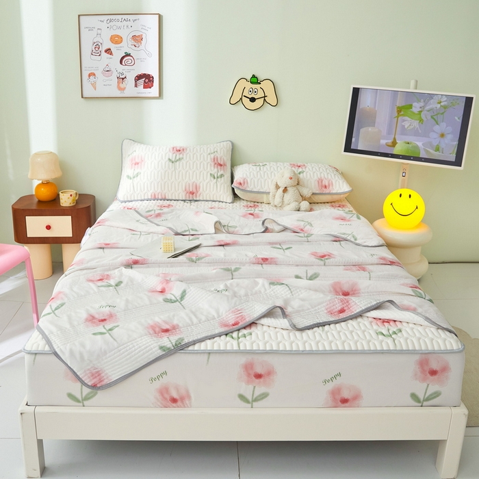 91家纺网 家纺一手货源 找家纺 LIFE.丽芙 2024年新品0.4乳胶凉席加厚床笠款三件套+凉感丝夏被可组合四件套-图片一 花语