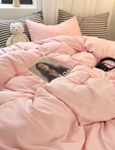 91家纺网 家纺一手货源 找家纺 耀达家居 2024新款ins 纯色双拼条纹水洗棉四件套 奶油粉