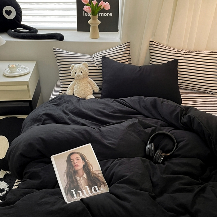 91家纺网 家纺一手货源 找家纺 耀达家居 2024新款ins 纯色双拼条纹水洗棉四件套 酷黑