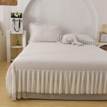 91家纺网 家纺一手货源 找家纺 （总）鑫姿席业 2025新款A类抗菌冰豆豆床裙款凉席-小熊系列