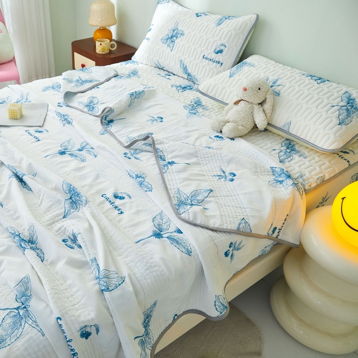 91家纺网 家纺一手货源 找家纺 LIFE.丽芙 2024年新品0.4乳胶凉席加厚床笠款三件套+凉感丝夏被可组合四件套-图片一 花涧