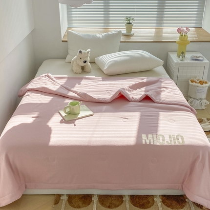 梦恬佳  2024新款泡泡纱羽丝棉夏被 奶油草莓