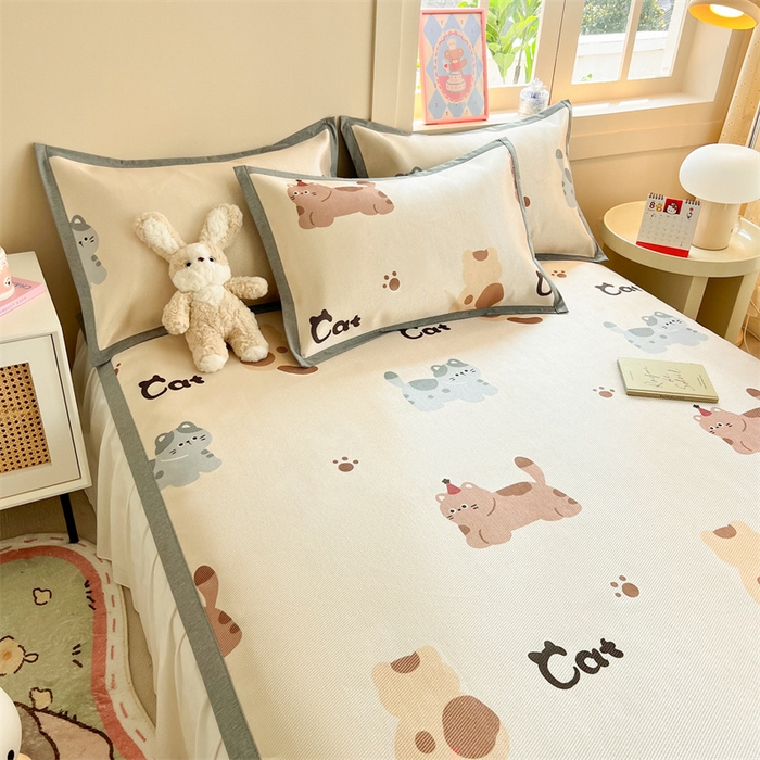 91家纺网 家纺一手货源 找家纺 懒猫家纺 2024新款250D数码印花宽边圆网冰丝席 萌猫派对