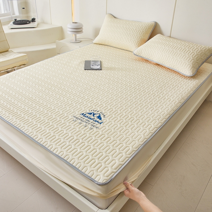 91家纺网 家纺一手货源 找家纺 LIFE.丽芙 2024新款乳胶凉席素色-富士山烫画床笠款 米白