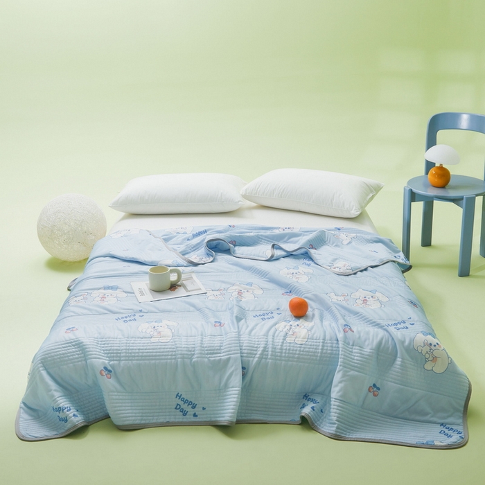 91家纺网 家纺一手货源 找家纺 LIFE.丽芙 2024年新品韩式风凉感丝夏被-跑量 快乐狗