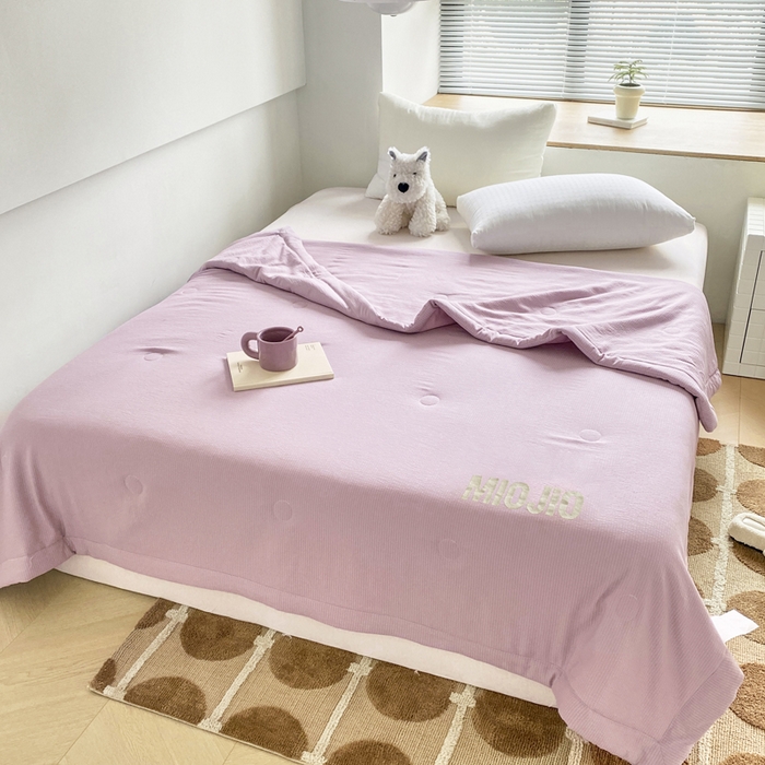 91家纺网 家纺一手货源 找家纺 （总）梦恬佳  2024新款泡泡纱羽丝棉夏被