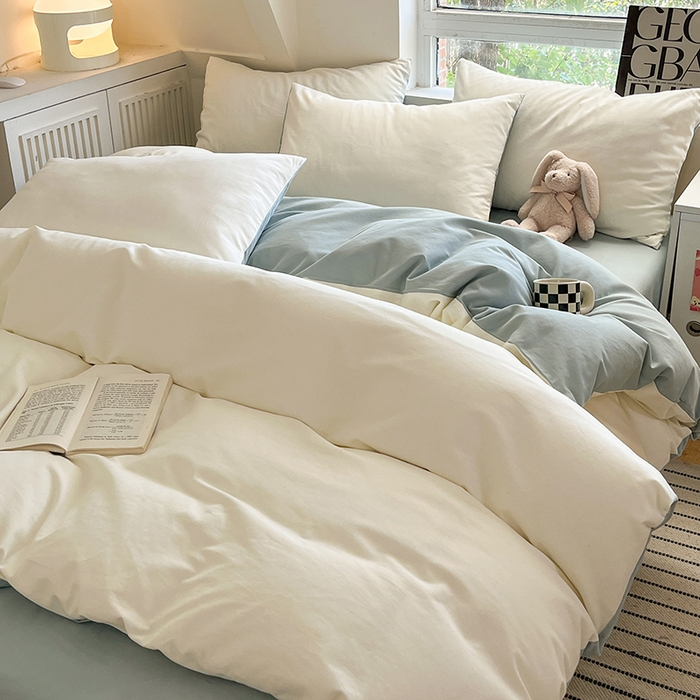 91家纺网 家纺一手货源 找家纺 米粒  2024新款纯色简约双拼磨毛四件套 奶白+天蓝