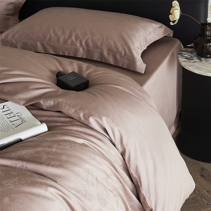 91家纺网 家纺一手货源 找家纺 梦享生活家居 2024新款100支贡缎提花四件套 赛琳-粉