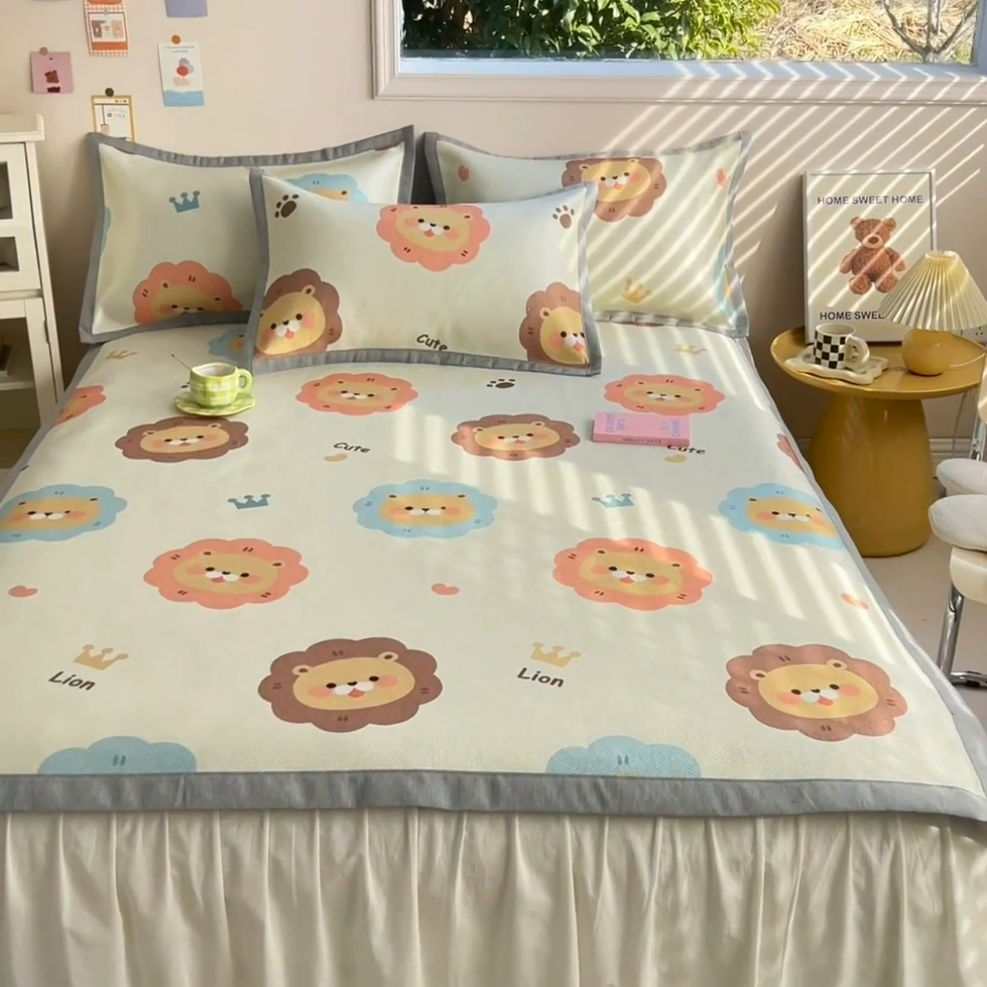 91家纺网 家纺一手货源 找家纺 懒猫家纺 2024新款250D数码印花宽边圆网冰丝席 狮子俱乐部