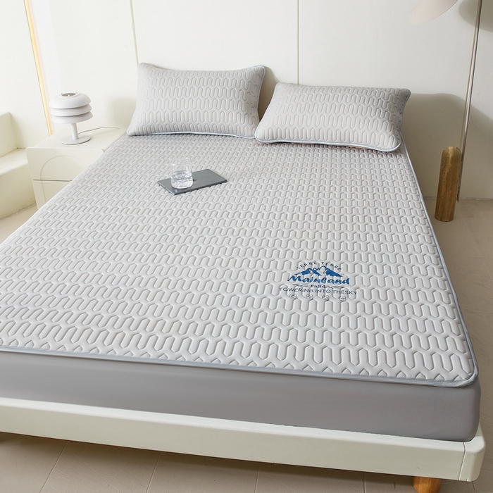 91家纺网 家纺一手货源 找家纺 LIFE.丽芙 2024新款乳胶凉席素色-富士山烫画床笠款 珍珠灰