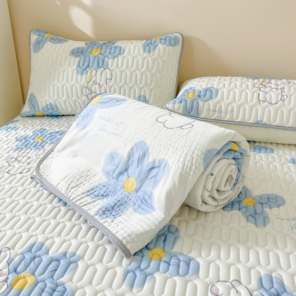 91家纺网 家纺一手货源 找家纺 （总）LIFE.丽芙 2024年0.4乳胶凉席加厚条席款三件套＋凉感丝夏被可组合四件套图片二