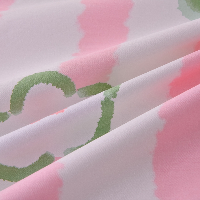 91家纺网 家纺一手货源 找家纺 床笠人家 2025新款全棉印花防水床笠防水隔尿透气-印花防水床笠 亲密伙伴