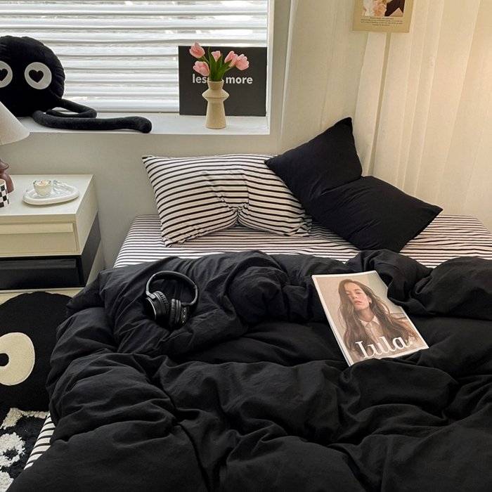 91家纺网 家纺一手货源 找家纺 耀达家居 2024新款ins 纯色双拼条纹水洗棉四件套 酷黑