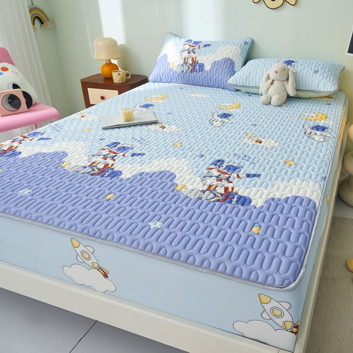 91家纺网 家纺一手货源 找家纺 LIFE.丽芙 2024年新品0.4乳胶凉席加厚床笠款三件套+凉感丝夏被可组合四件套-图片一 太空世界