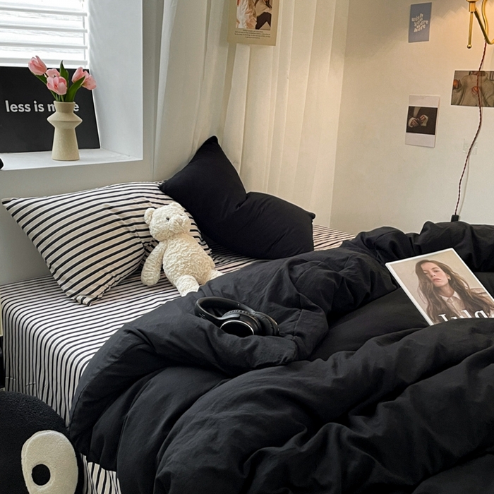 91家纺网 家纺一手货源 找家纺 耀达家居 2024新款ins 纯色双拼条纹水洗棉四件套 酷黑