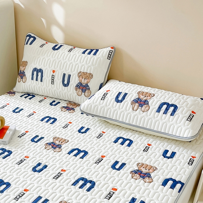 91家纺网 家纺一手货源 找家纺 LIFE.丽芙 2024新款凉感丝乳胶枕套印花款图片二 妙妙熊