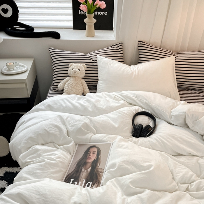 91家纺网 家纺一手货源 找家纺 耀达家居 2024新款ins 纯色双拼条纹水洗棉四件套 奶白