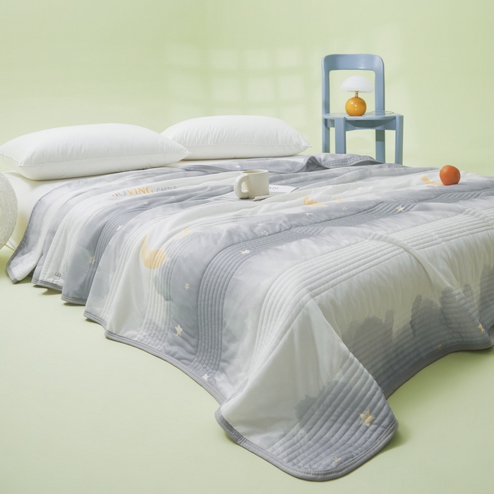 91家纺网 家纺一手货源 找家纺 LIFE.丽芙 2024年新品韩式风凉感丝夏被-跑量 月半星辰