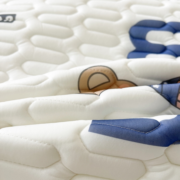 91家纺网 家纺一手货源 找家纺 LIFE.丽芙 2024新款凉感丝乳胶枕套印花款图片二 妙妙熊