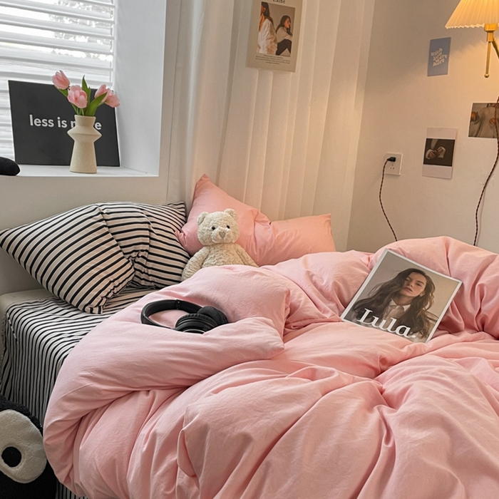 91家纺网 家纺一手货源 找家纺 耀达家居 2024新款ins 纯色双拼条纹水洗棉四件套 奶油粉