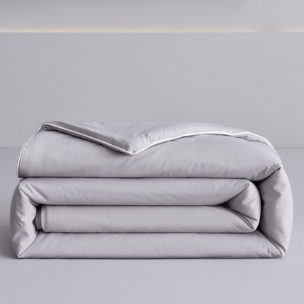 91家纺网 家纺一手货源 找家纺 梦依依 2025新款冰淇淋凉感丝抗菌夏被 高级灰