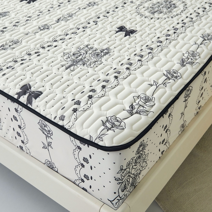 91家纺网 家纺一手货源 找家纺 LIFE.丽芙 2024年新品0.4乳胶凉席加厚床笠款三件套图片一 浪漫庄园-黑