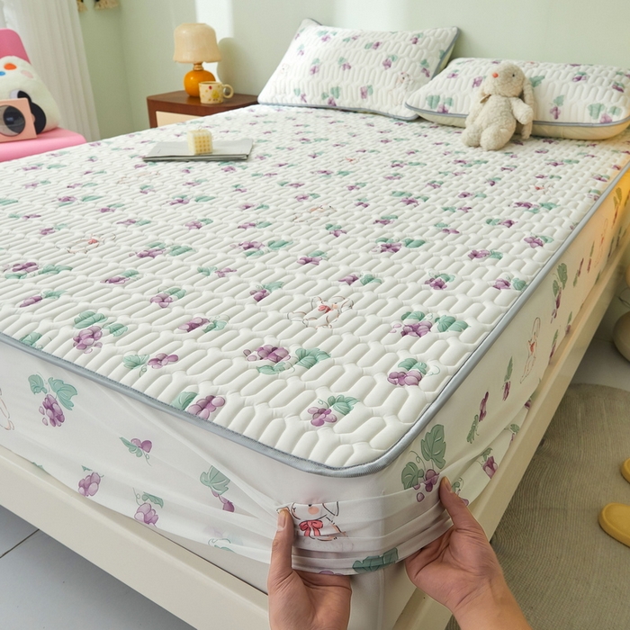 91家纺网 家纺一手货源 找家纺 LIFE.丽芙 2024年新品0.4乳胶凉席加厚床笠款三件套图片一 葡萄园