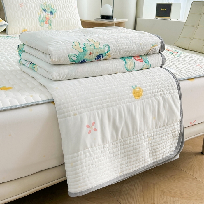 91家纺网 家纺一手货源 找家纺 2024年新品0.4乳胶凉席加厚床笠款三件套+凉感丝夏被可组合四件套-图片二 萌龙