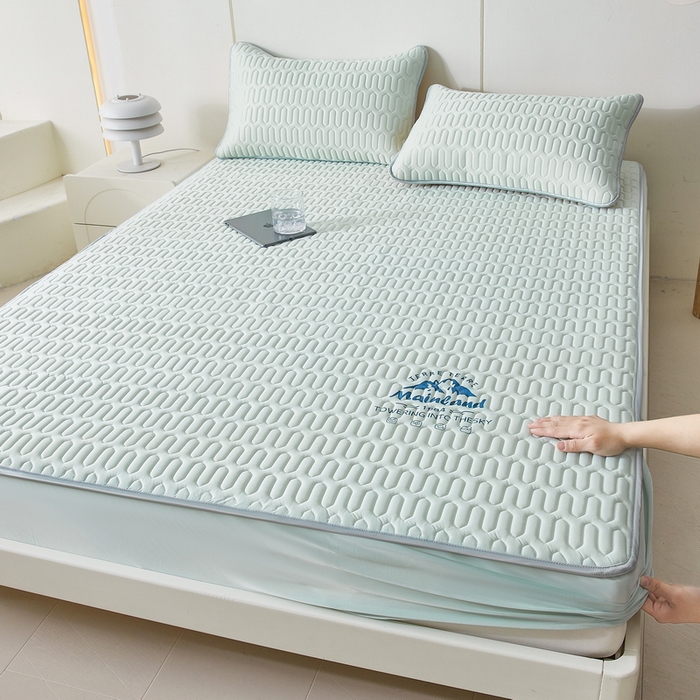 91家纺网 家纺一手货源 找家纺 LIFE.丽芙 2024新款乳胶凉席素色-富士山烫画床笠款 浅绿