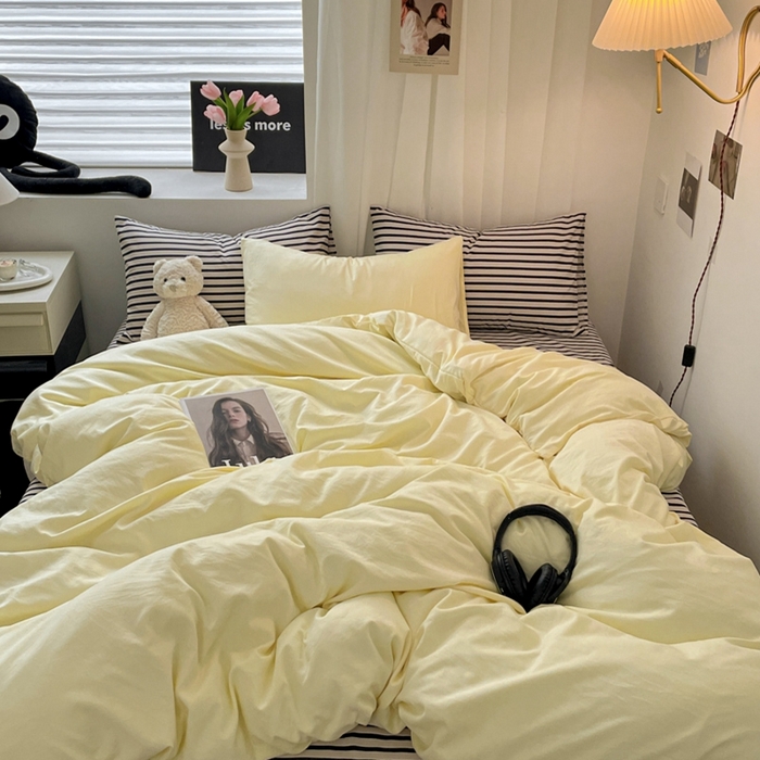 91家纺网 家纺一手货源 找家纺 耀达家居 2024新款ins 纯色双拼条纹水洗棉四件套 芝士