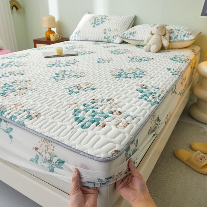 91家纺网 家纺一手货源 找家纺 LIFE.丽芙 2024年新品0.4乳胶凉席加厚床笠款三件套图片一 仲夏