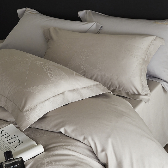 91家纺网 家纺一手货源 找家纺 梦享生活家居 2024新款100支贡缎提花四件套 格林-米杏