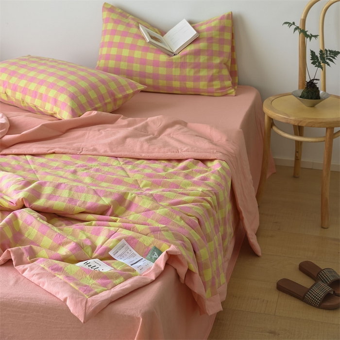 91家纺网 家纺一手货源 找家纺 【直播爆款】24新品A类抗菌全棉色织水洗棉夏被四件套夏凉被空调被-粉黄中格
