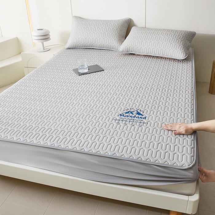 91家纺网 家纺一手货源 找家纺 LIFE.丽芙 2024新款乳胶凉席素色-富士山烫画床笠款 珍珠灰