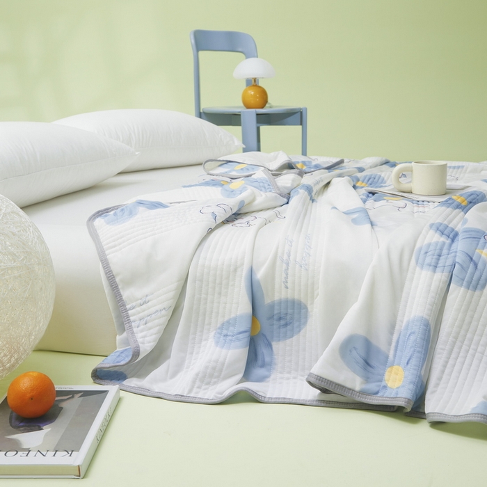 91家纺网 家纺一手货源 找家纺 LIFE.丽芙 2024年新品韩式风凉感丝夏被-跑量 邻家小兔