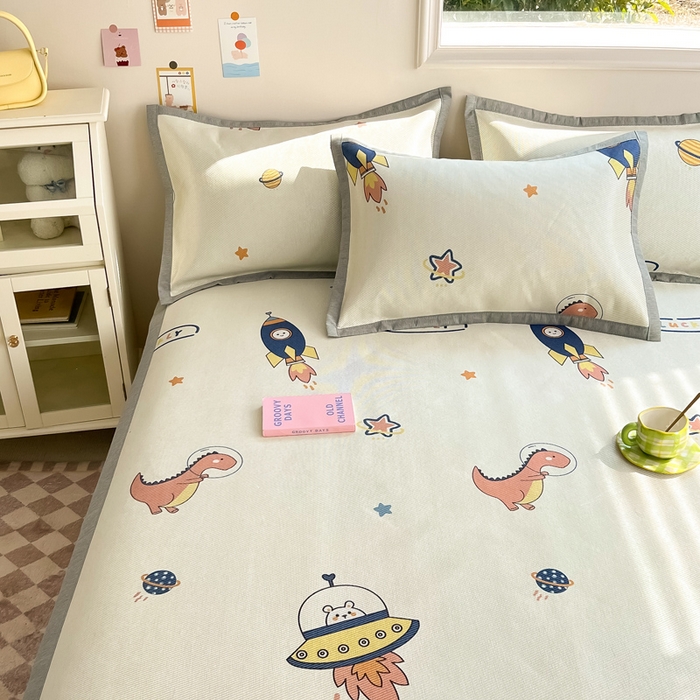 91家纺网 家纺一手货源 找家纺 懒猫家纺 2024新款250D数码印花宽边圆网冰丝席 恐龙时代