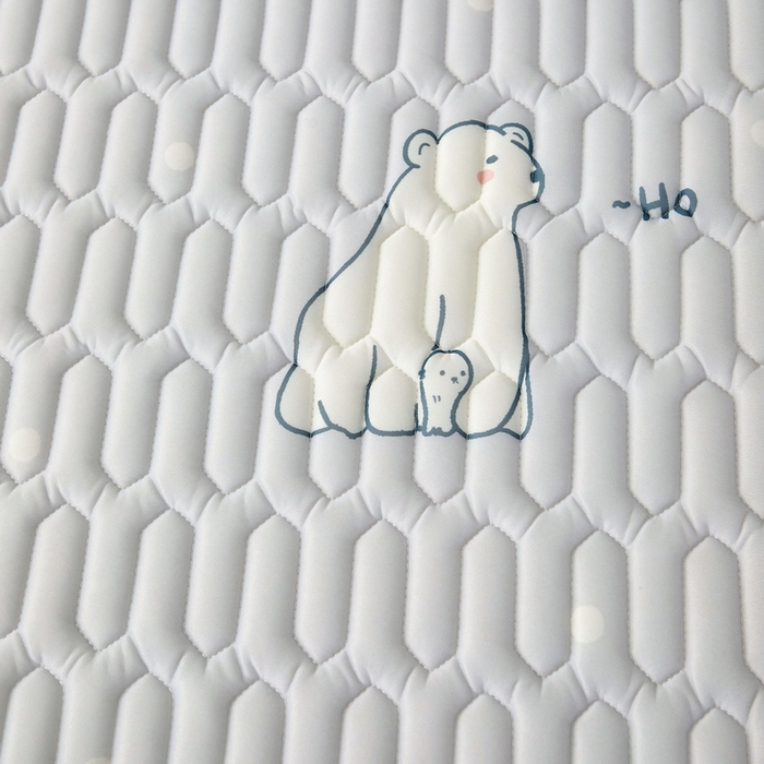 91家纺网 家纺一手货源 找家纺 LIFE.丽芙 2024年新品0.4乳胶凉席加厚床笠款三件套图片一 北极熊-灰