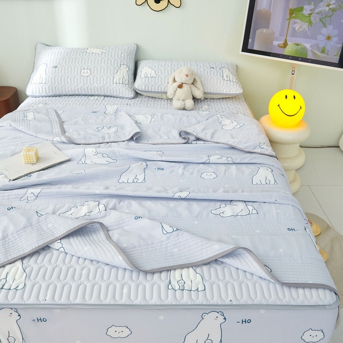 91家纺网 家纺一手货源 找家纺 LIFE.丽芙 2024年新品0.4乳胶凉席加厚床笠款三件套+凉感丝夏被可组合四件套-图片一 北极熊-灰