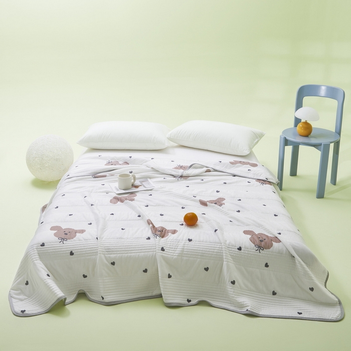 91家纺网 家纺一手货源 找家纺 LIFE.丽芙 2024年新品韩式风凉感丝夏被-跑量 呆呆狗