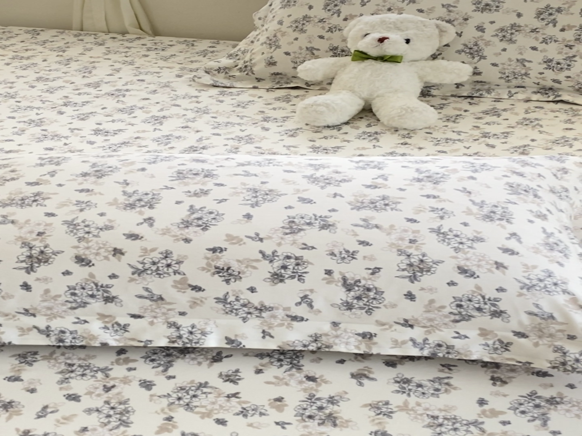 91家纺网 家纺一手货源 找家纺 宝齐莱家纺 2024新款13372全棉印花系列单品枕套 春风里