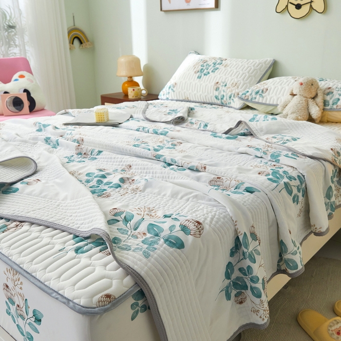 91家纺网 家纺一手货源 找家纺 LIFE.丽芙 2024年新品0.4乳胶凉席加厚床笠款三件套+凉感丝夏被可组合四件套-图片一 仲夏