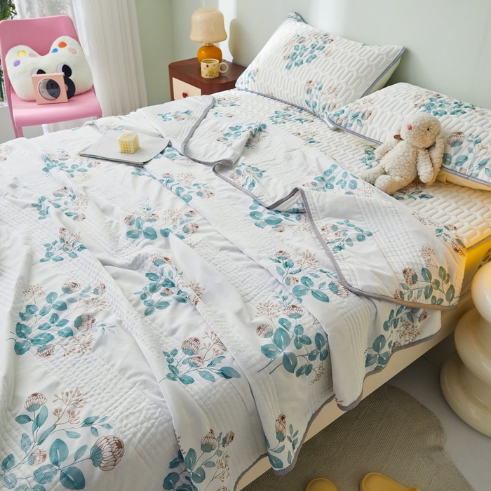 91家纺网 家纺一手货源 找家纺 LIFE.丽芙 2024年新品0.4乳胶凉席加厚床笠款三件套+凉感丝夏被可组合四件套-图片一 仲夏