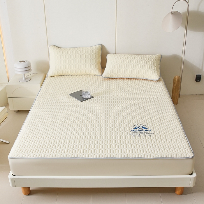 91家纺网 家纺一手货源 找家纺 LIFE.丽芙 2024新款乳胶凉席素色-富士山烫画床笠款 米白