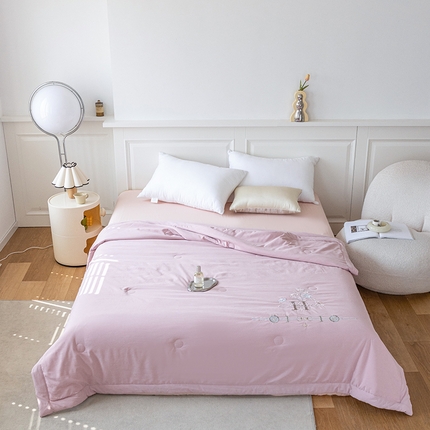 91家纺网 家纺一手货源 找家纺 （总）太阳羽家纺 2025新款凉感空调被手包边夏凉被